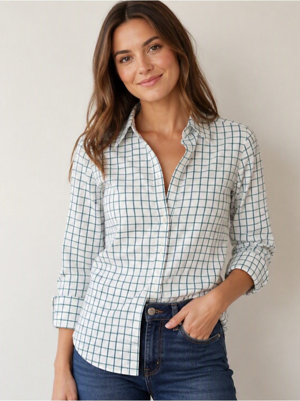 Doncaster sport 100% cotton fitted button-down shirt. Green and white checks.